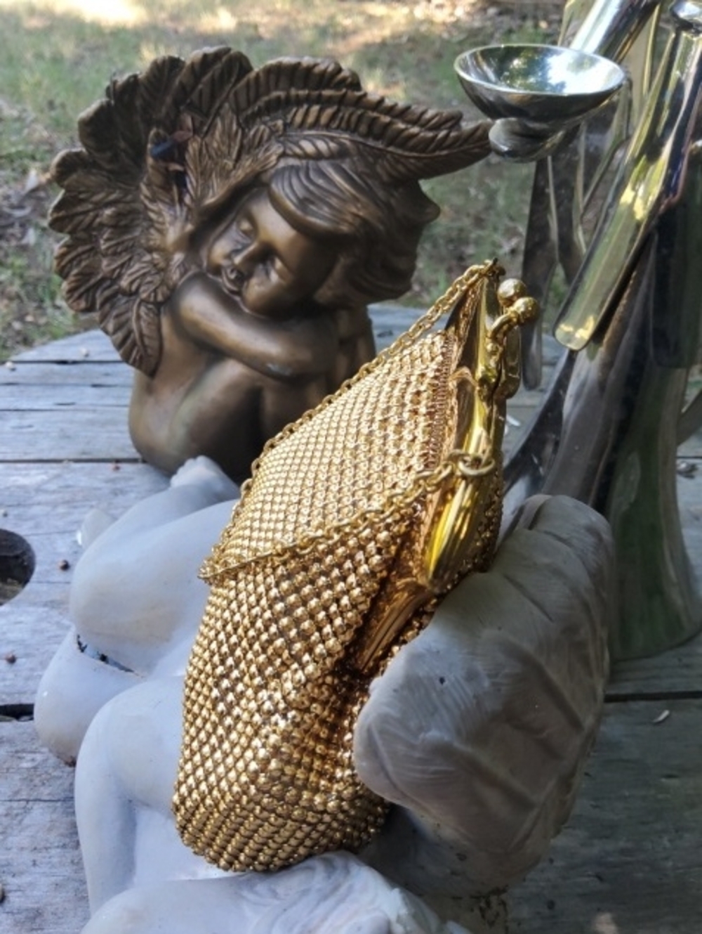 Vintage Whiting & Davis Gold Mesh Purse. - Picture 2 of 8
